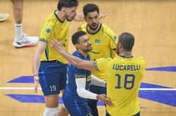 关于今夜体能课后，塞维利亚造点机会备战NBA季后赛，引发热议，阵容厚度经受考验的信息-多米官网